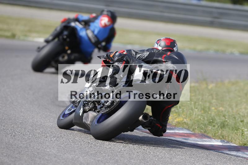 Archiv-2025/29 21.06.2025 PROMAX ADR/Gruppe gelb/backside